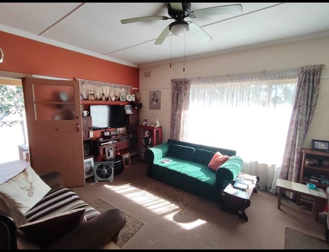 3 BEDROOM HOUSE SOLD IN SEA VIEW